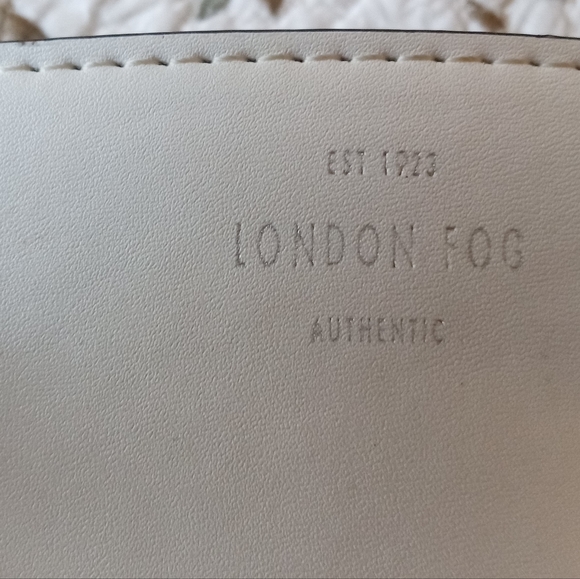 Handbag - Picture 2 of 3